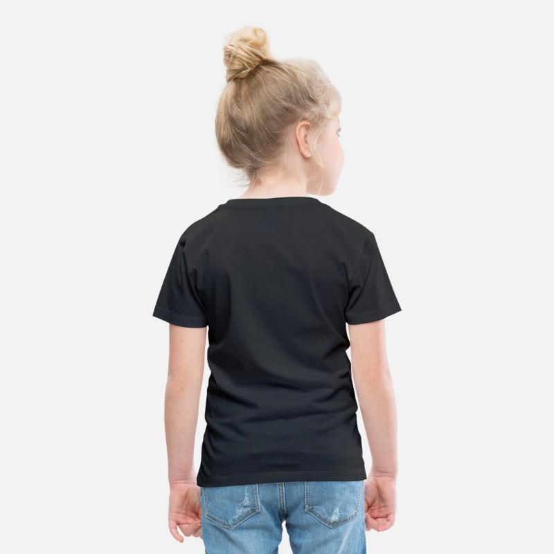 No Disgrace, Just Bass