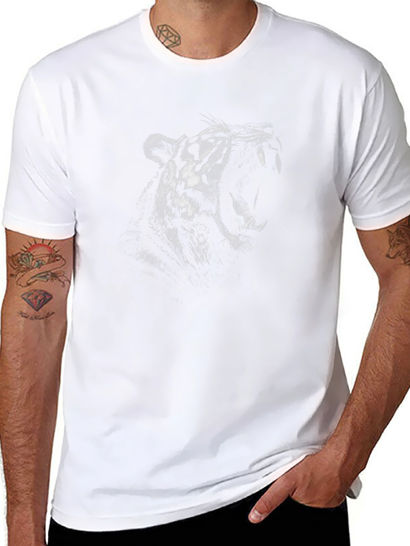 Roaring Tiger Graphic Tee - Black
