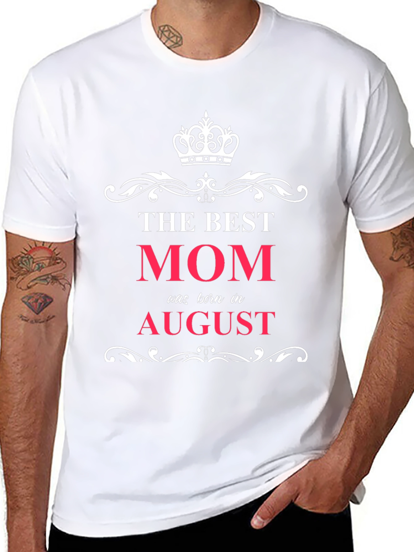 Best Mom Born in August T-Shirt