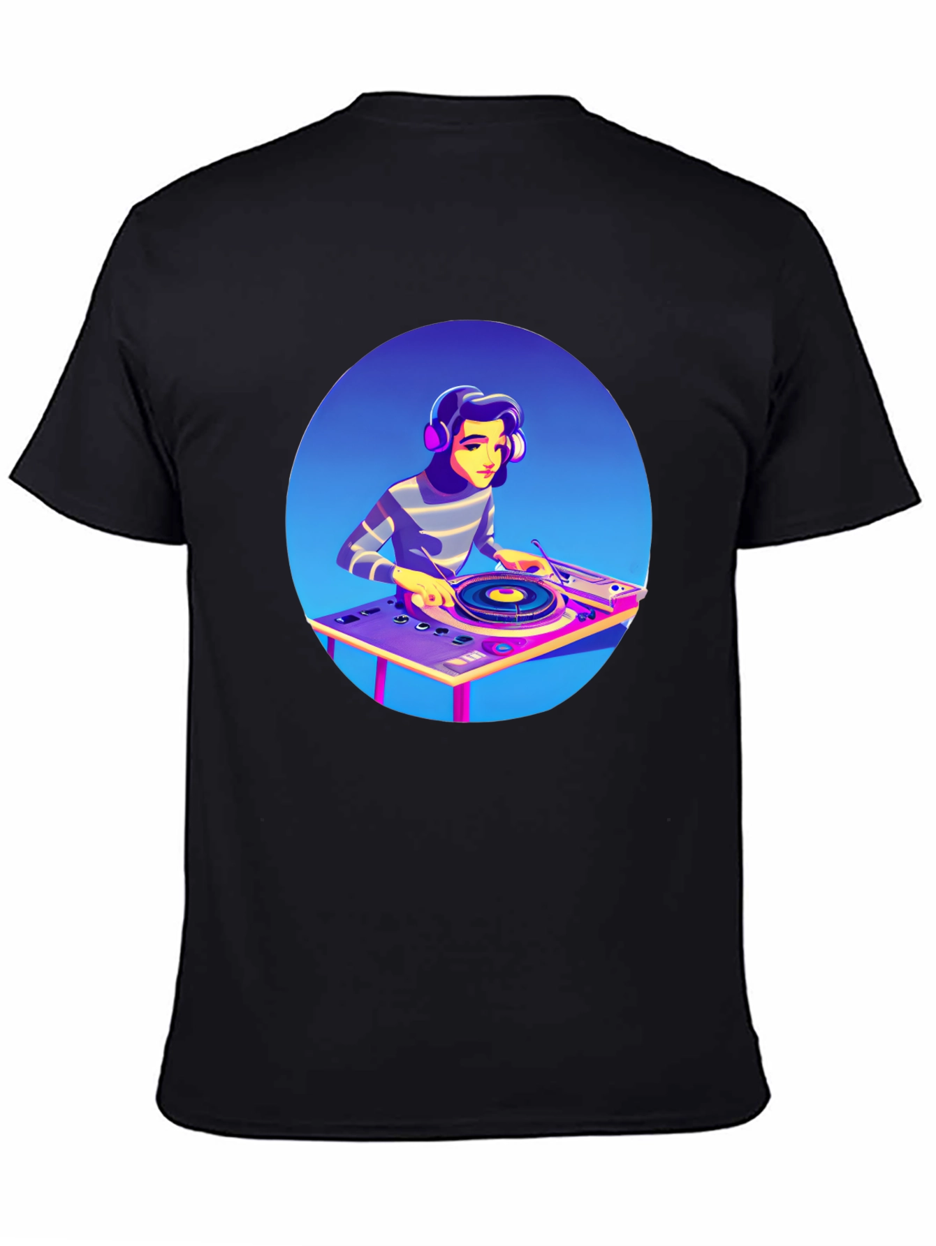 DJ Graphic Tee - Music Lovers T-Shirt