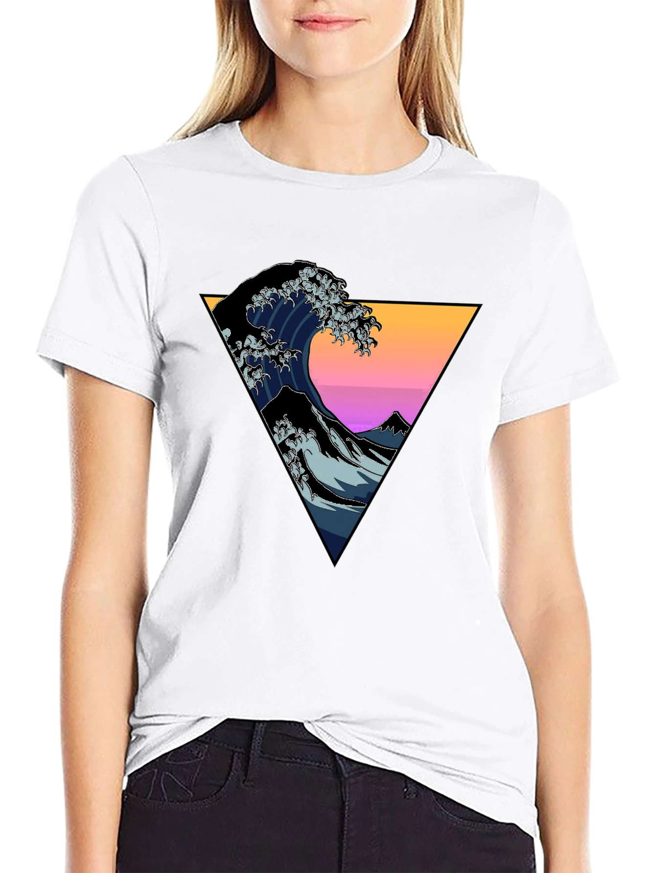 Great Wave Triangle Graphic Tee - Black
