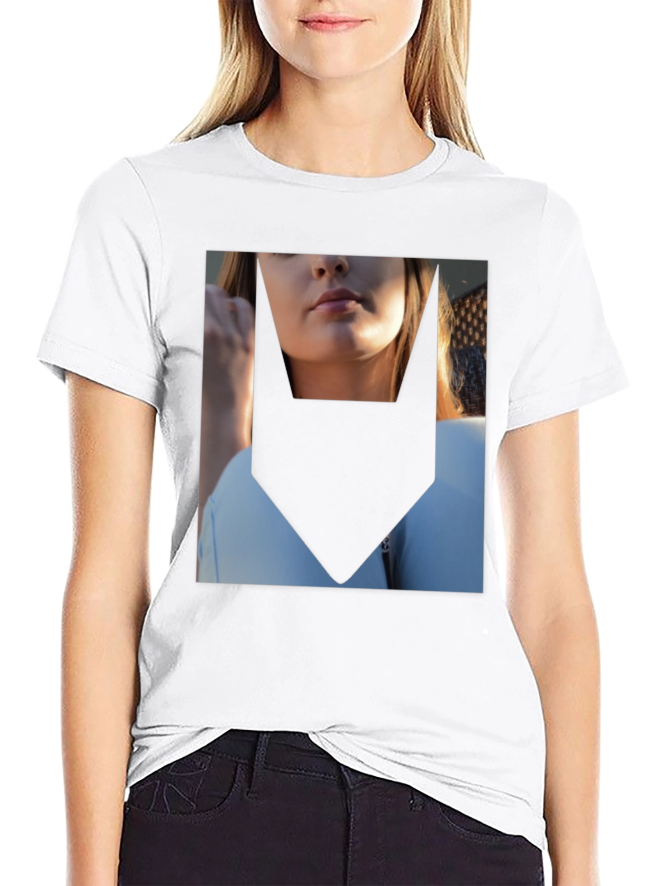 Abstract Graphic Tee - Modern Style