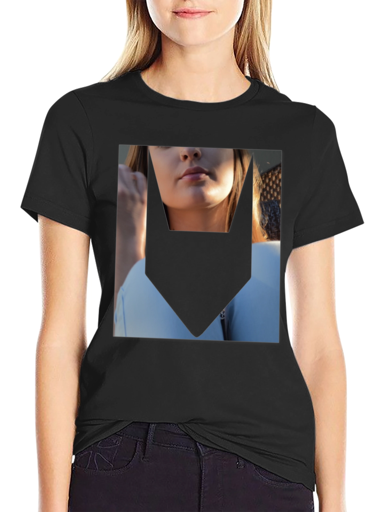 Abstract Graphic Tee - Modern Style