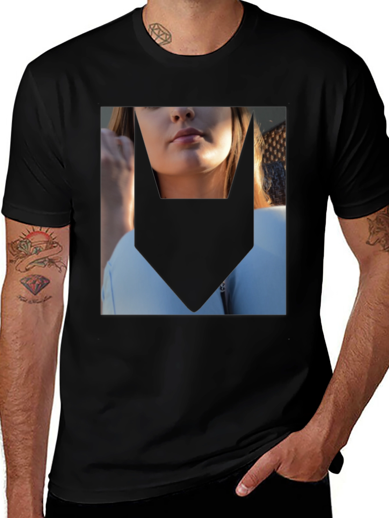 Abstract Graphic Tee - Modern Style