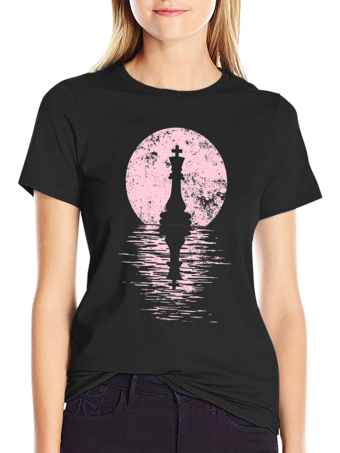 Chess King Silhouette T-Shirt - Stylish Graphic Tee