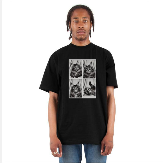 Elegant Maine Cat Photo Booth