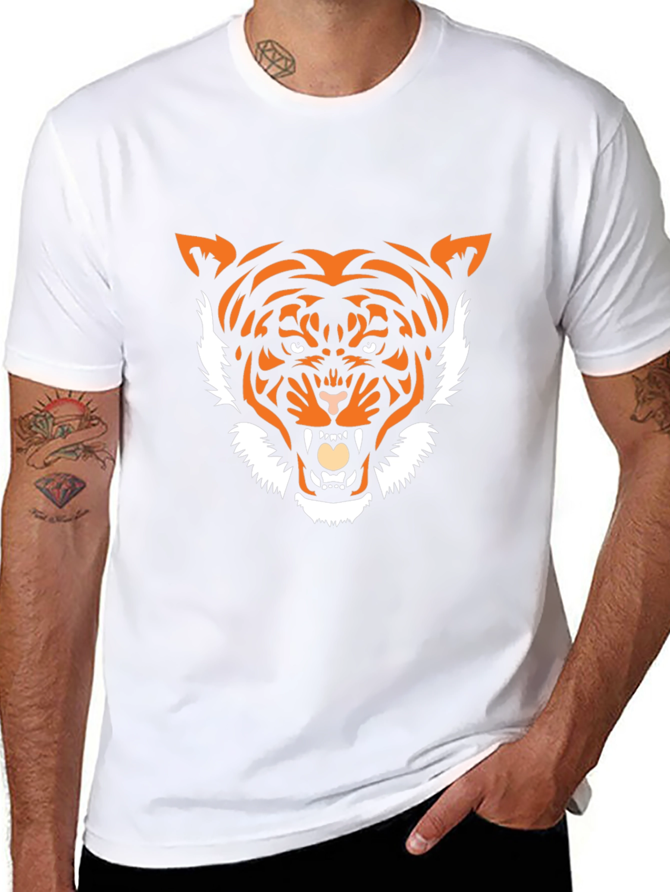 Tiger Graphic Print Crew Neck T-Shirt - Bold Style