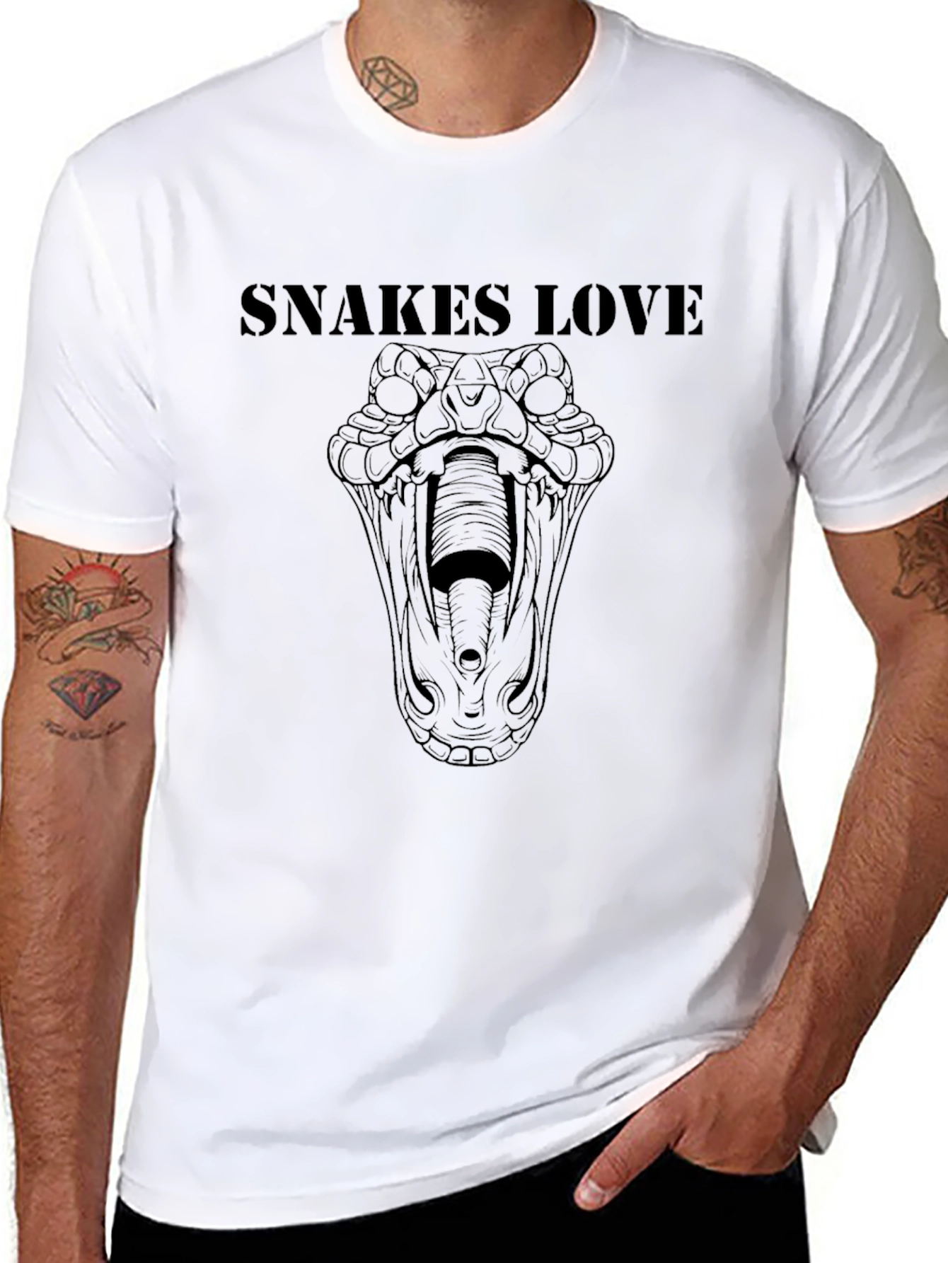 Snakes Love Graphic T-Shirt