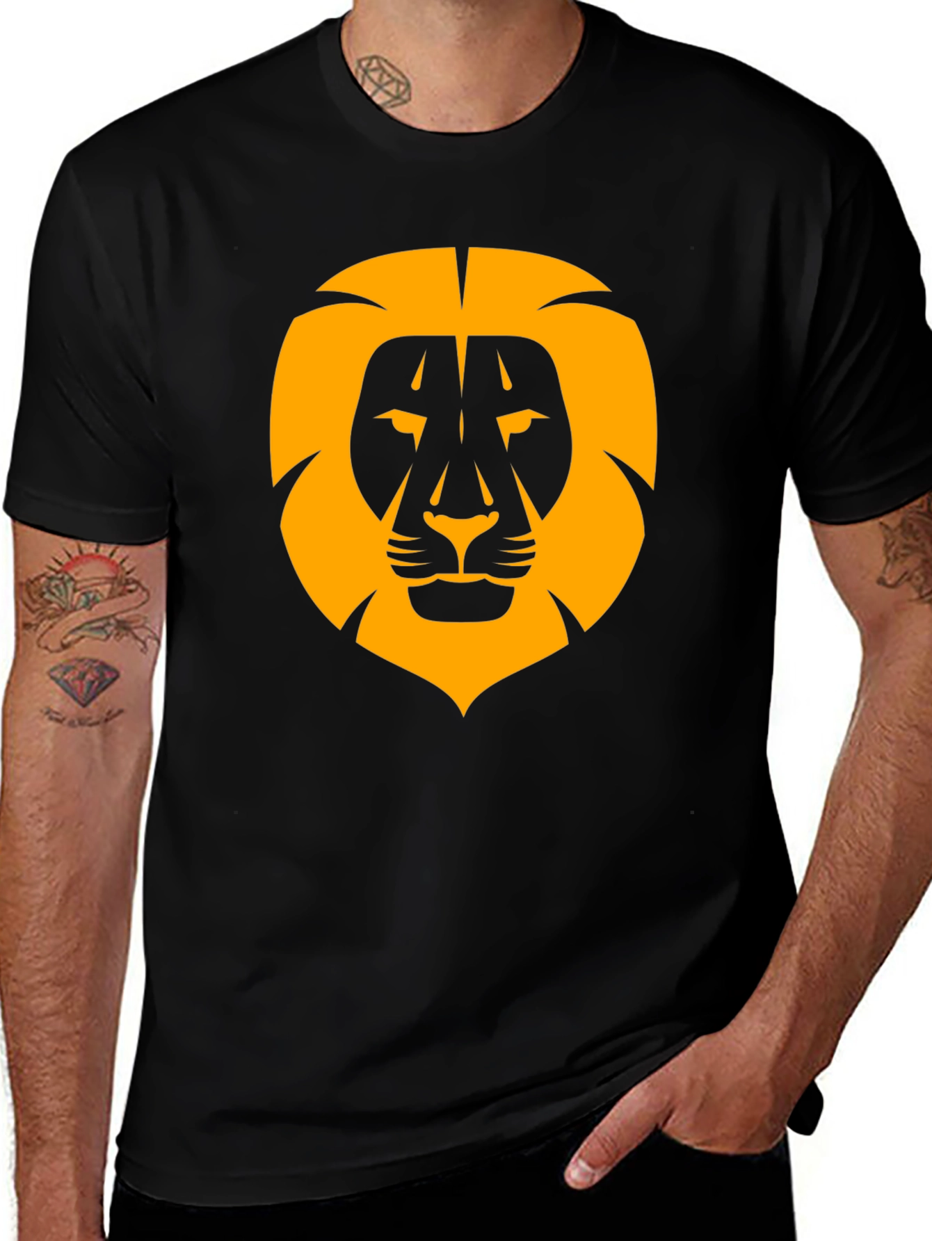 Lion Head Graphic Tee - Bold Style