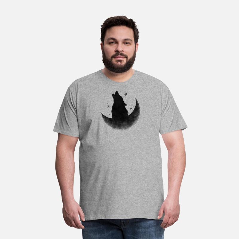 Wolf Howling at the Stars