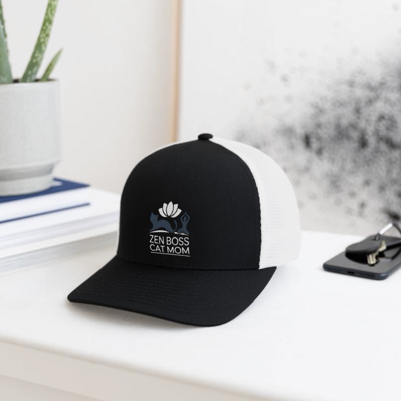 ZEN BOSS CAT MOM